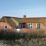 Front In With Sauna