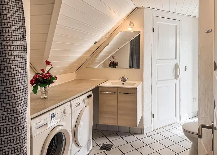 Amazing In With Kitchen
